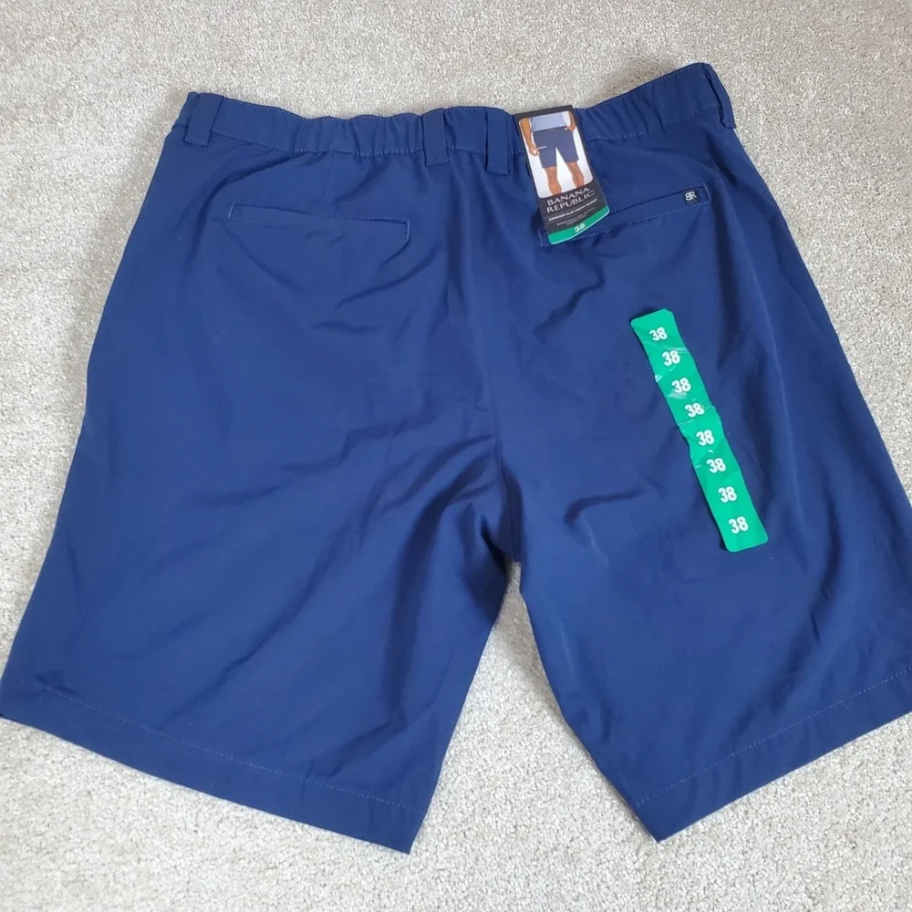 Banana Republic Men's Shorts Size 38‎ Navy Blue Stretch Fabric New With Tags